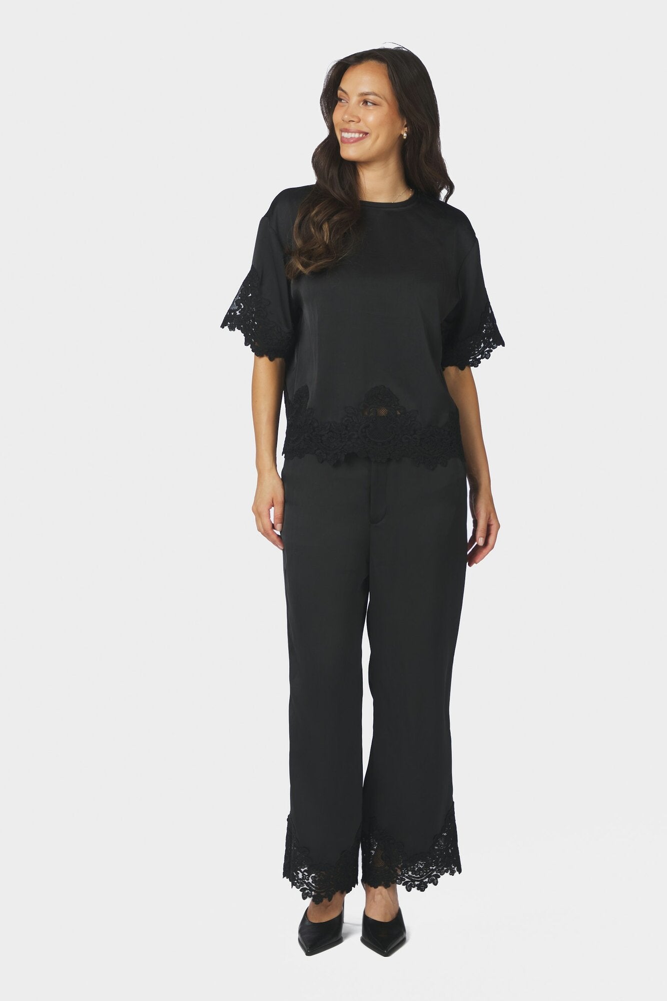 Emery Heavy Sateen Lace habitbukser – Black